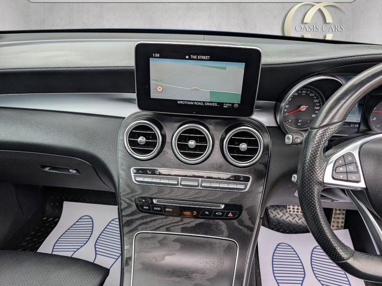 Used Mercedes-Benz GLC 2019 for sale - 76358171: Photo 12