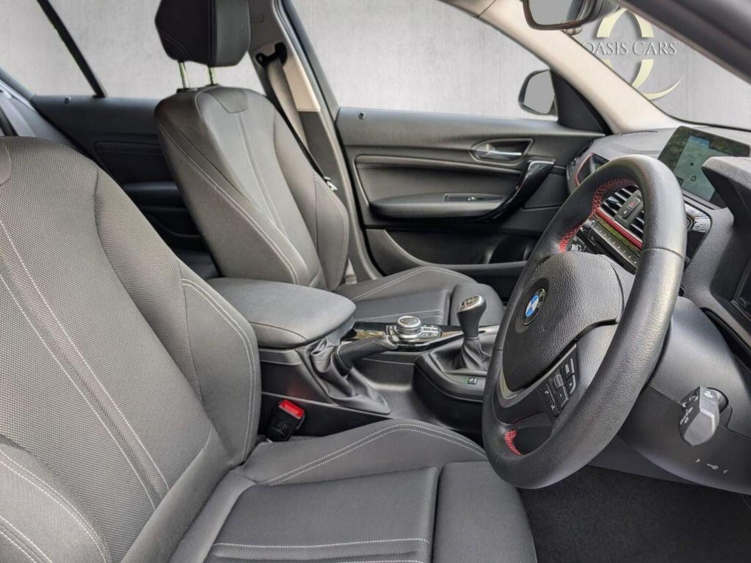 Used BMW 1 Series 2018 for sale - 76656182: Photo 2