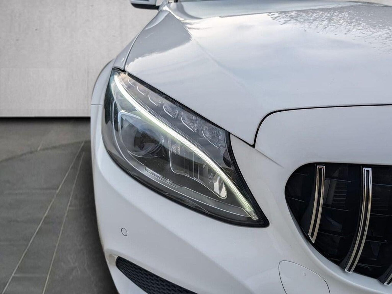 Used Mercedes-Benz C Class 2017 for sale - 76769864: Photo 8