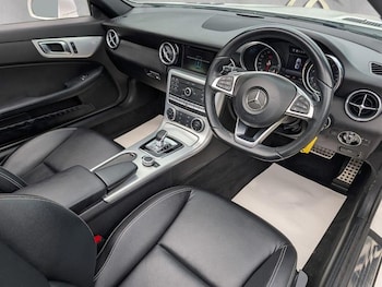 Used Mercedes-Benz SLC 2017 for sale - 79223026: Photo