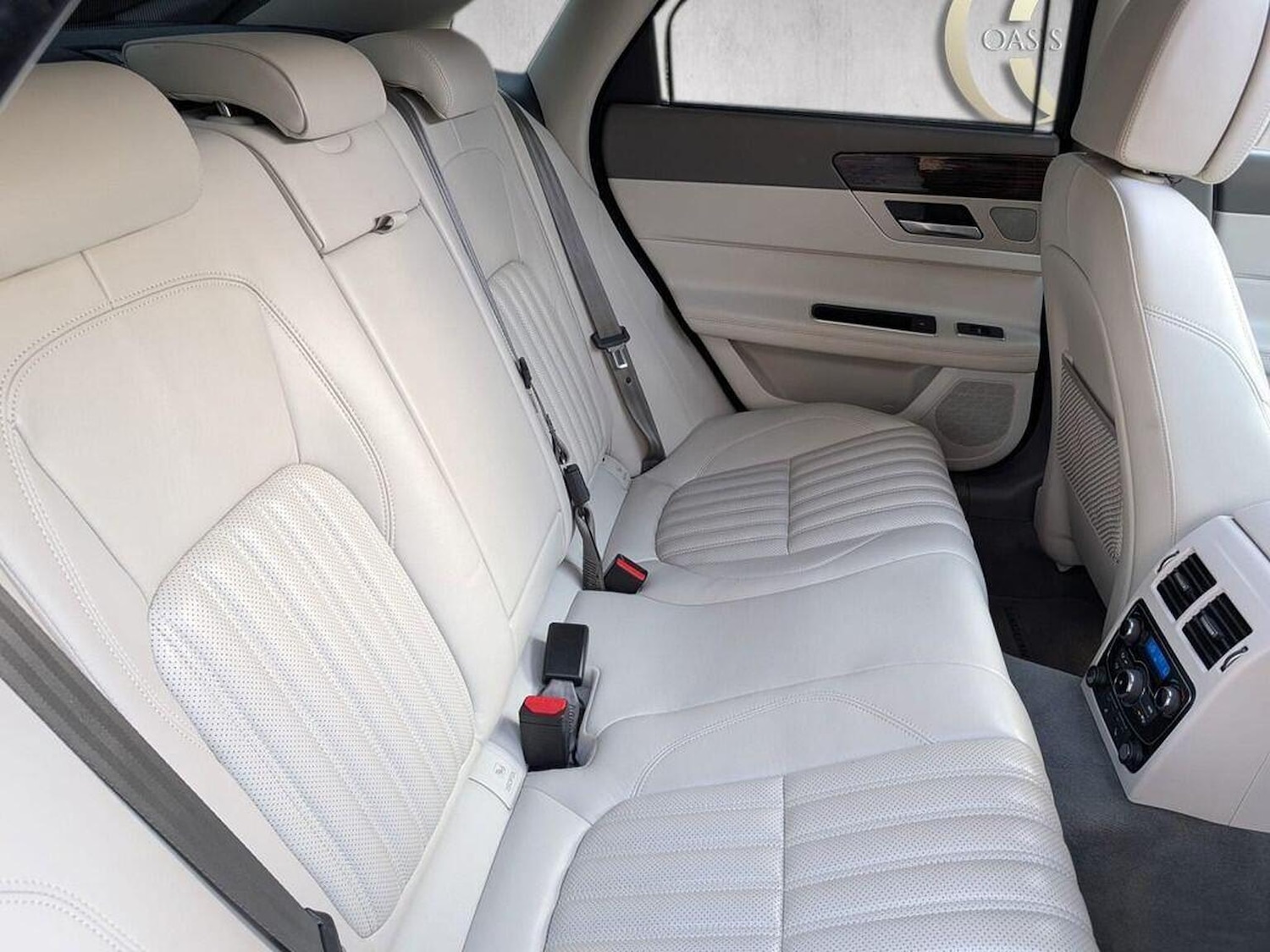 Used Jaguar XF 2017 for sale - 77851453: Photo 10