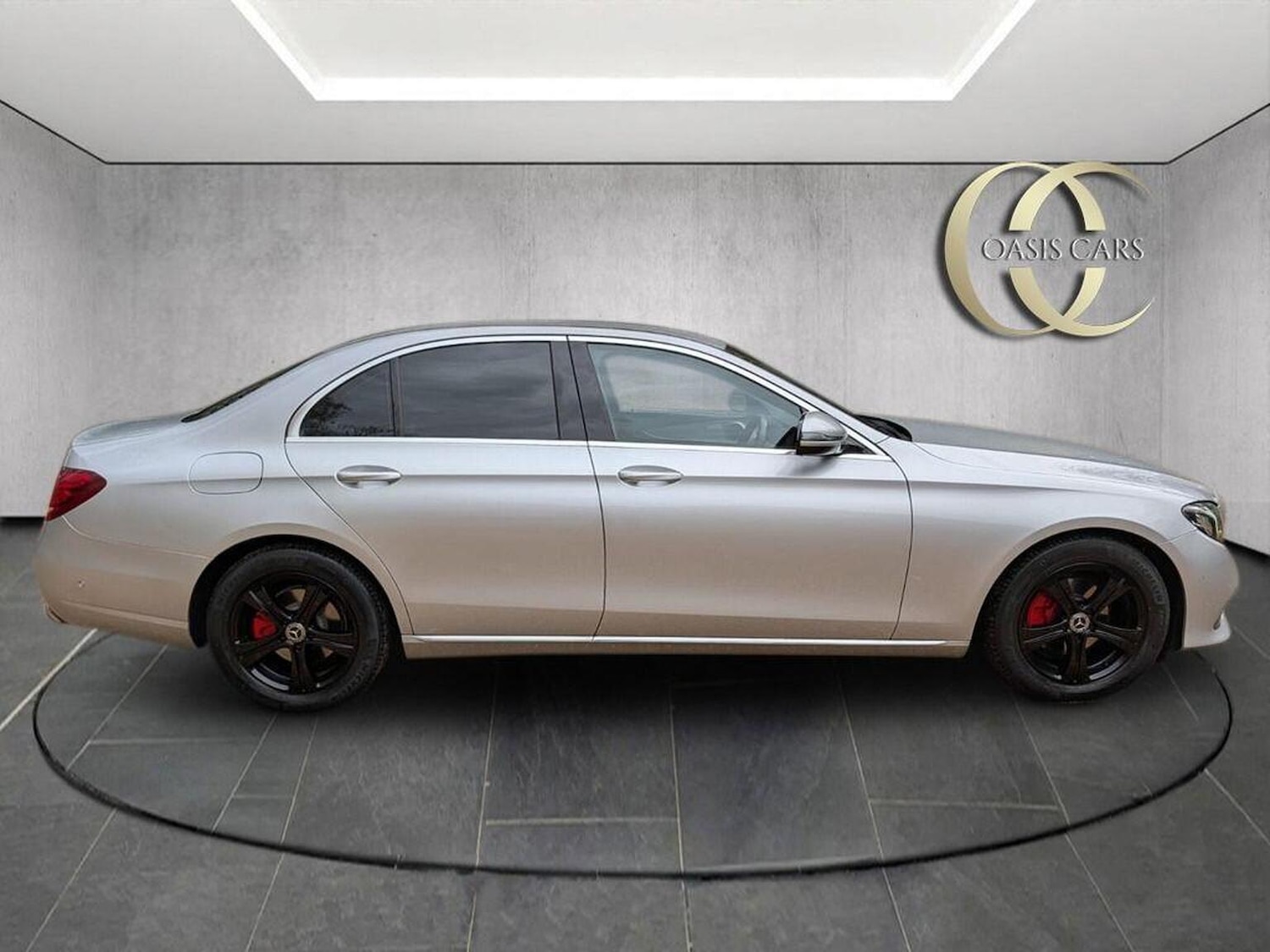 Used Mercedes-Benz E Class 2017 for sale - 76521064: Photo 5