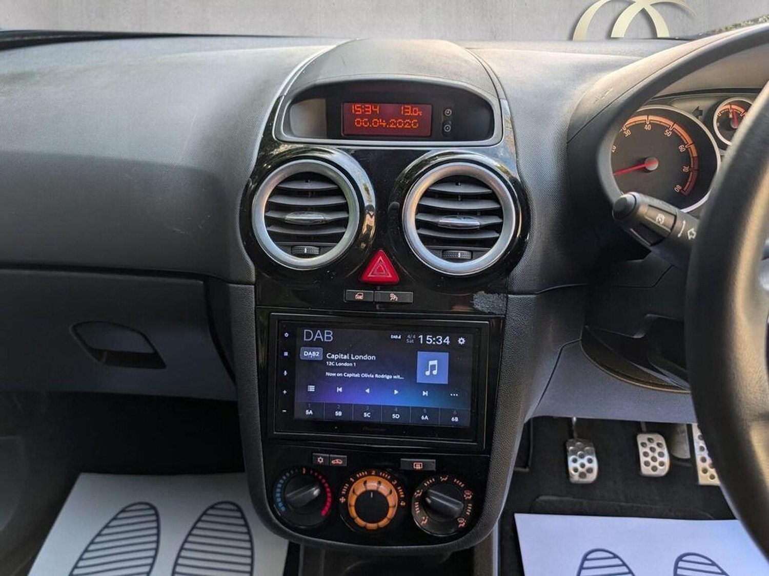 Used Vauxhall Corsa 2014 for sale - 78197959: Photo 4