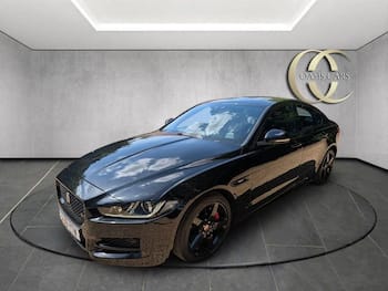 Used Jaguar XE 2019 for sale - 79631507: Photo