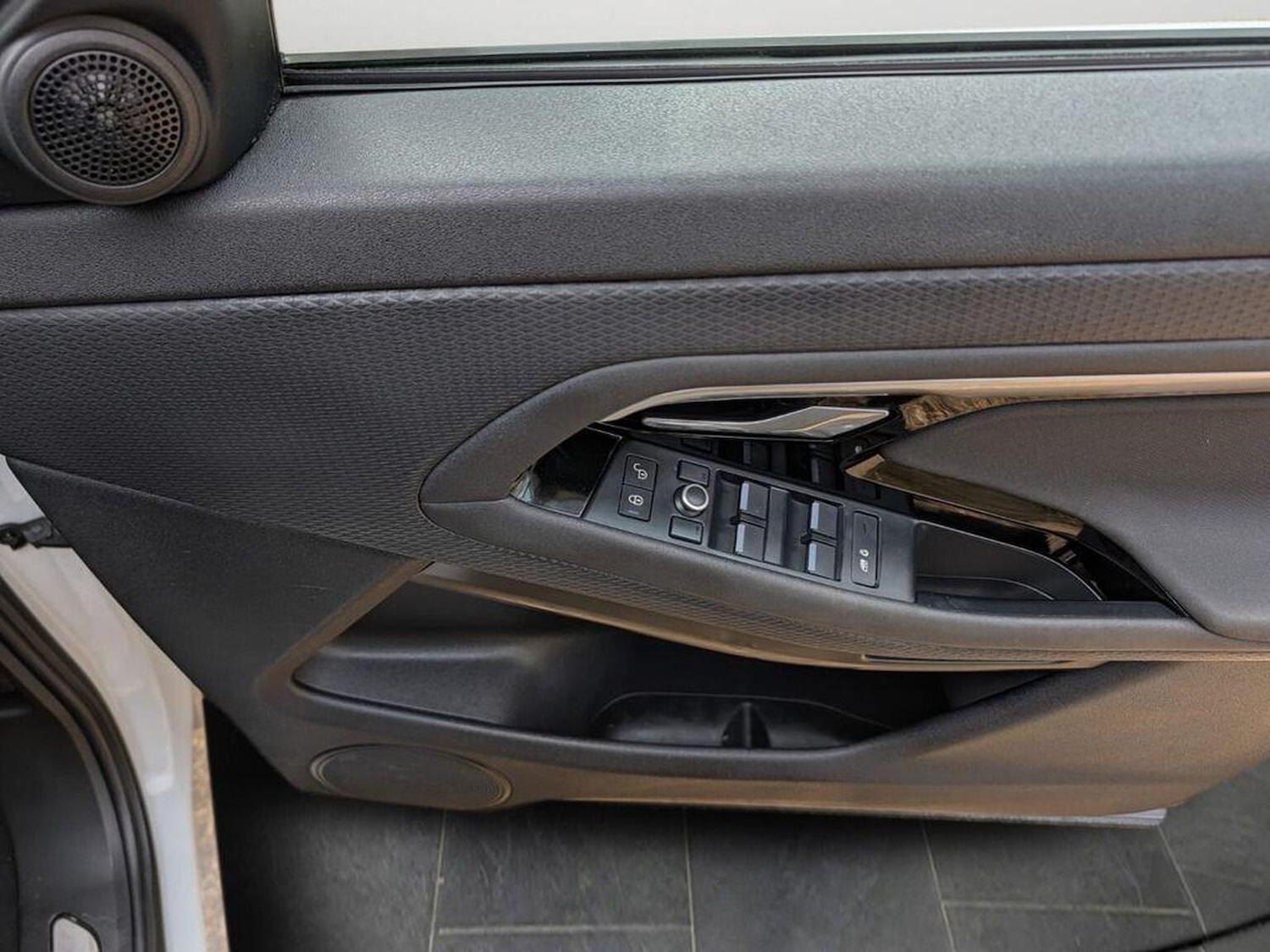 Used Land Rover Range Rover Evoque 2019 for sale - 77881068: Photo 16