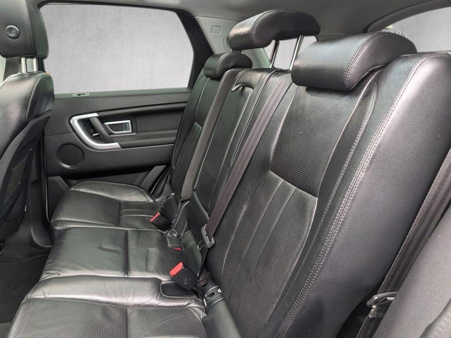 Used Land Rover Discovery Sport 2017 for sale - 77453412: Photo 7