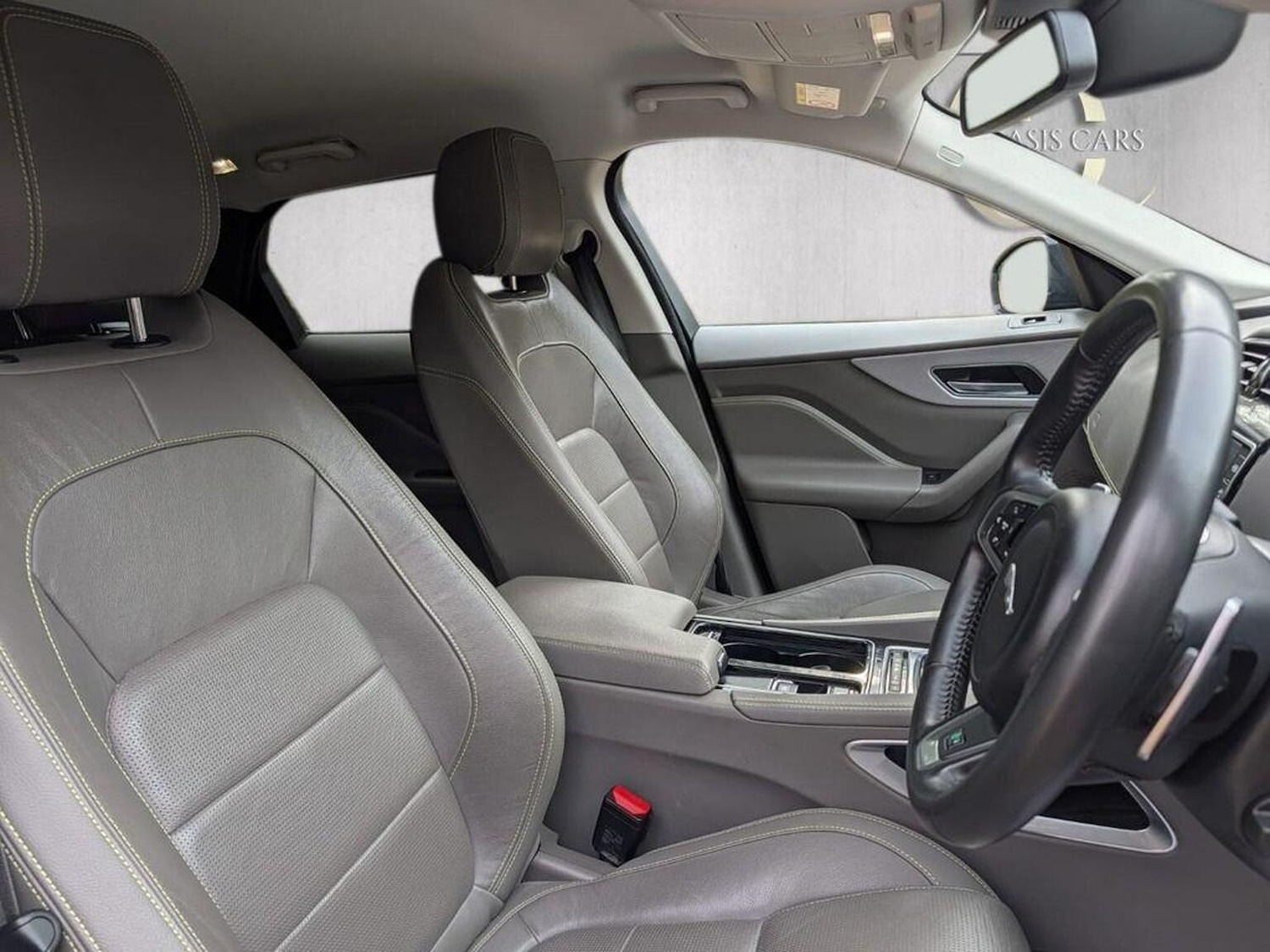 Used Jaguar F-Pace 2018 for sale - 77622498: Photo 3