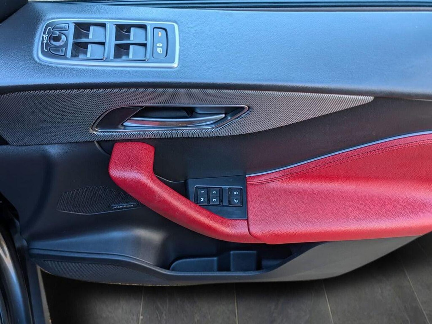 Used Jaguar F-Pace 2016 for sale - 76951059: Photo 13