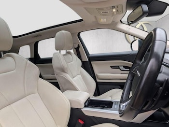 Used Land Rover Range Rover Evoque 2017 for sale - 77572796: Photo