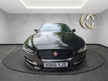 Used Jaguar XE 2016 for sale - 78956743: Photo