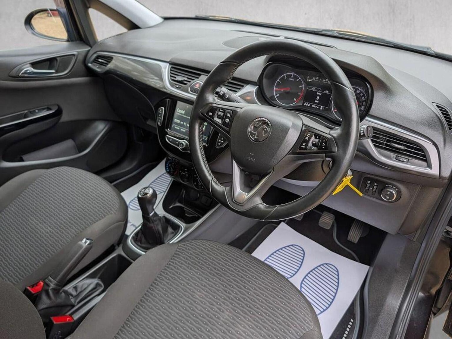 Used Vauxhall Corsa 2016 for sale - 78004567: Photo 3