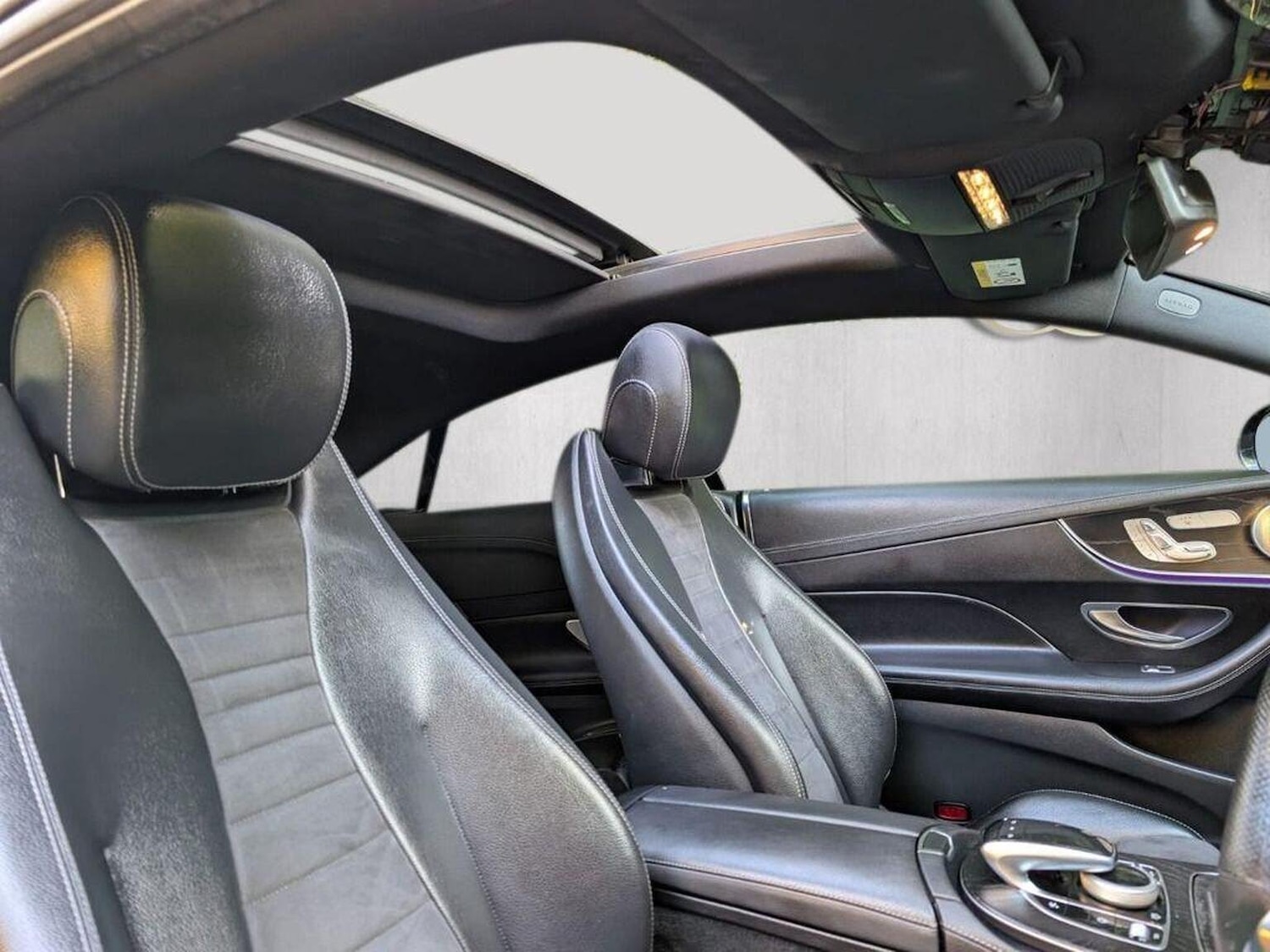Used Mercedes-Benz E Class 2018 for sale - 76358102: Photo 2