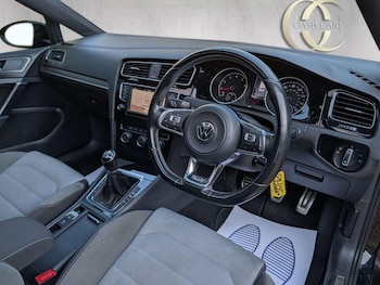 Used Volkswagen Golf 2016 for sale - 77968716: Photo