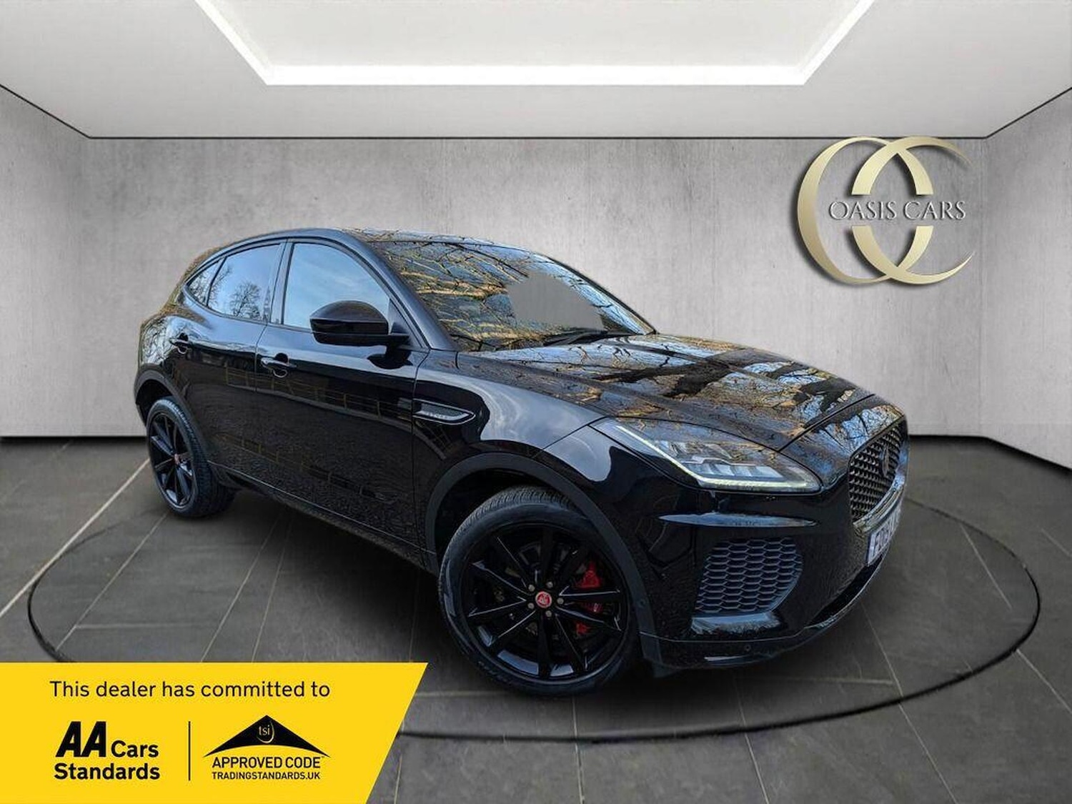 Used Jaguar E-Pace 2019 for sale - 76941794: Photo 1