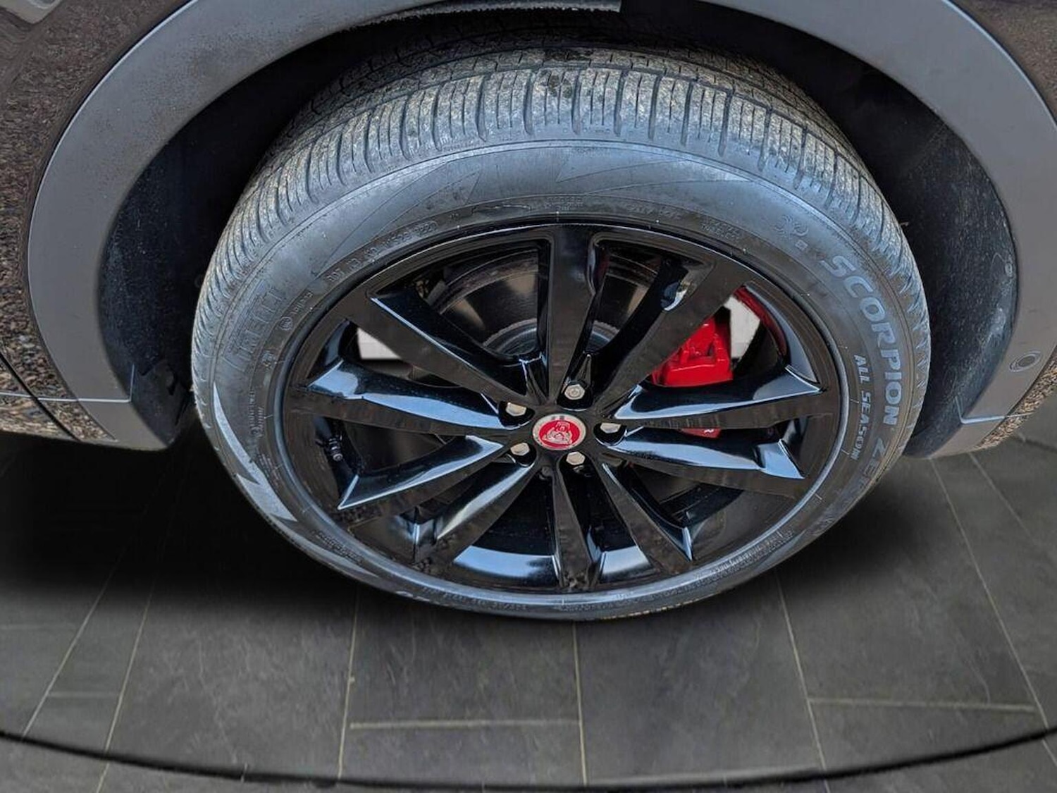 Used Jaguar E-Pace 2019 for sale - 76941794: Photo 12