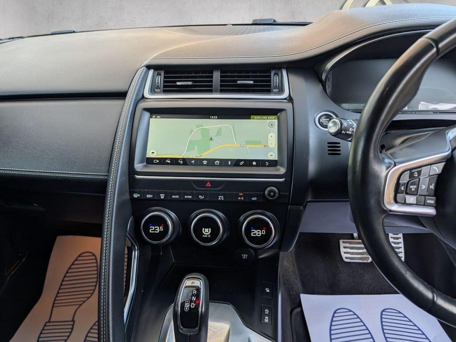 Used Jaguar E-Pace 2019 for sale - 76941794: Photo 9