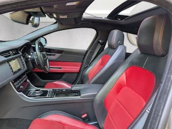Used Jaguar XF 2017 for sale - 79620458: Photo