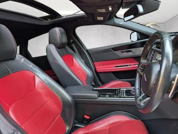 Used Jaguar XF 2017 for sale - 79620458: Photo