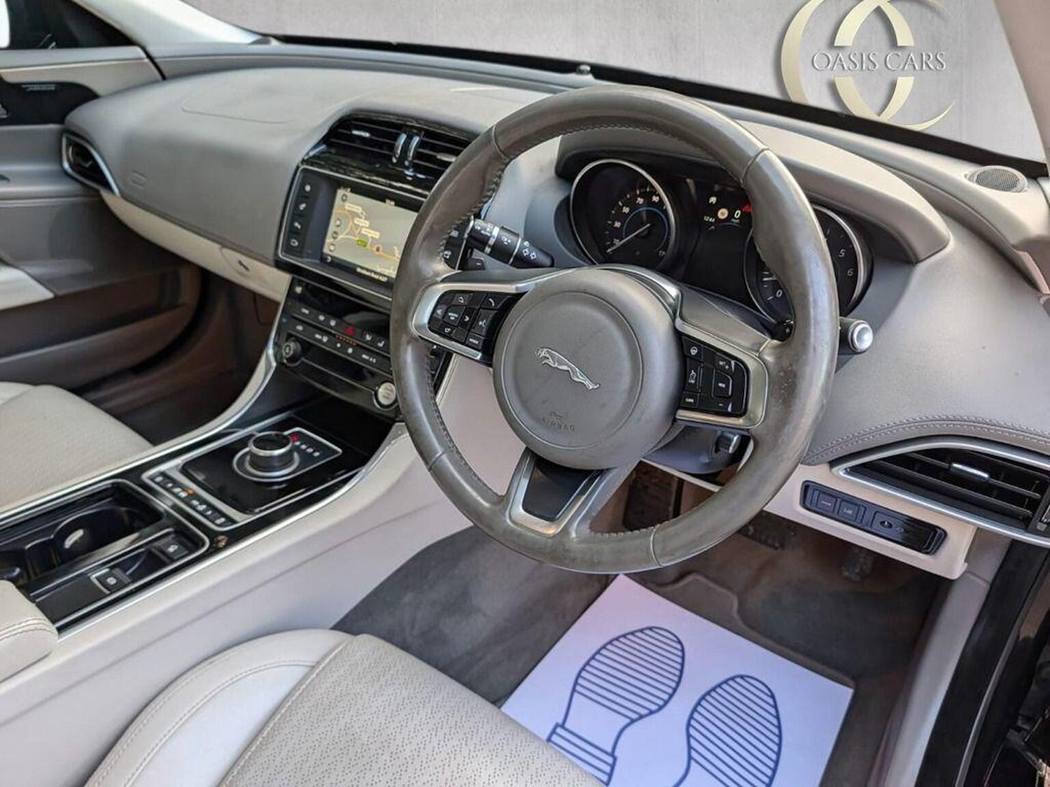 Used Jaguar XE 2017 for sale - 78134940: Photo 12