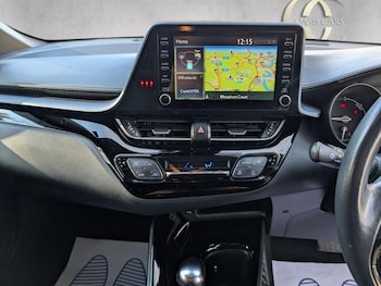 Used Toyota C-HR 2021 for sale - 78134928: Photo