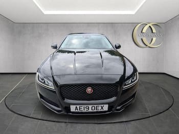 Used Jaguar XF 2019 for sale - 79563958: Photo