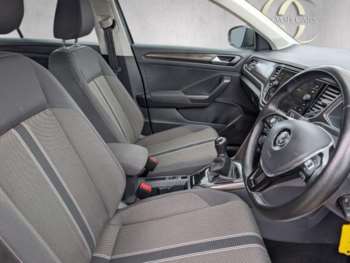 Used Volkswagen T-Roc 2019 for sale - 74955594: Photo