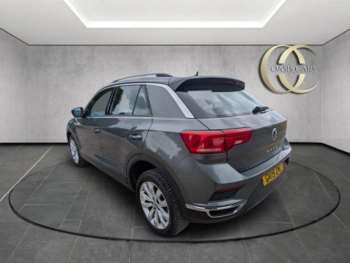 Used Volkswagen T-Roc 2019 for sale - 74955594: Photo