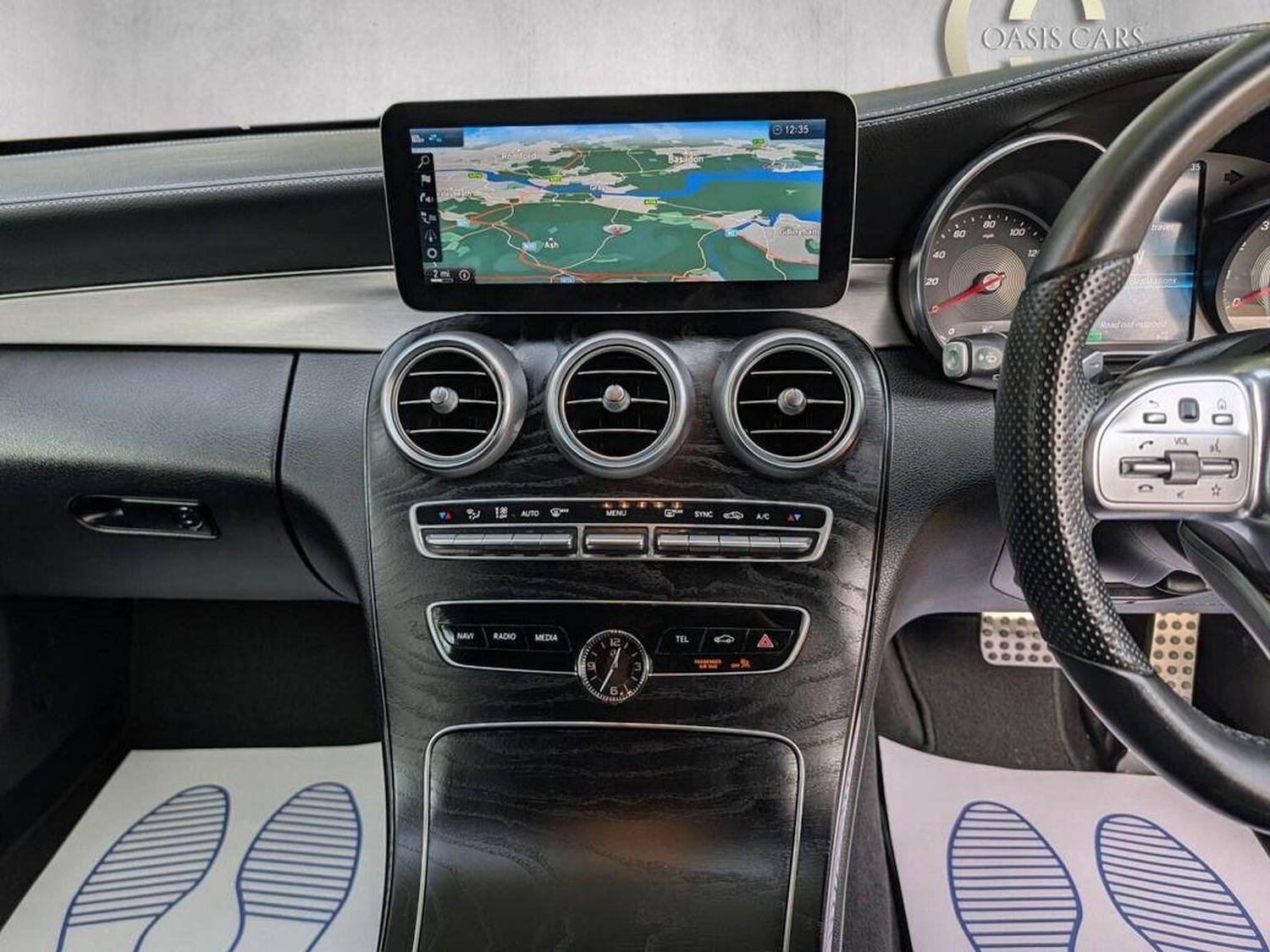 Used Mercedes-Benz C Class 2018 for sale - 76358229: Photo 11