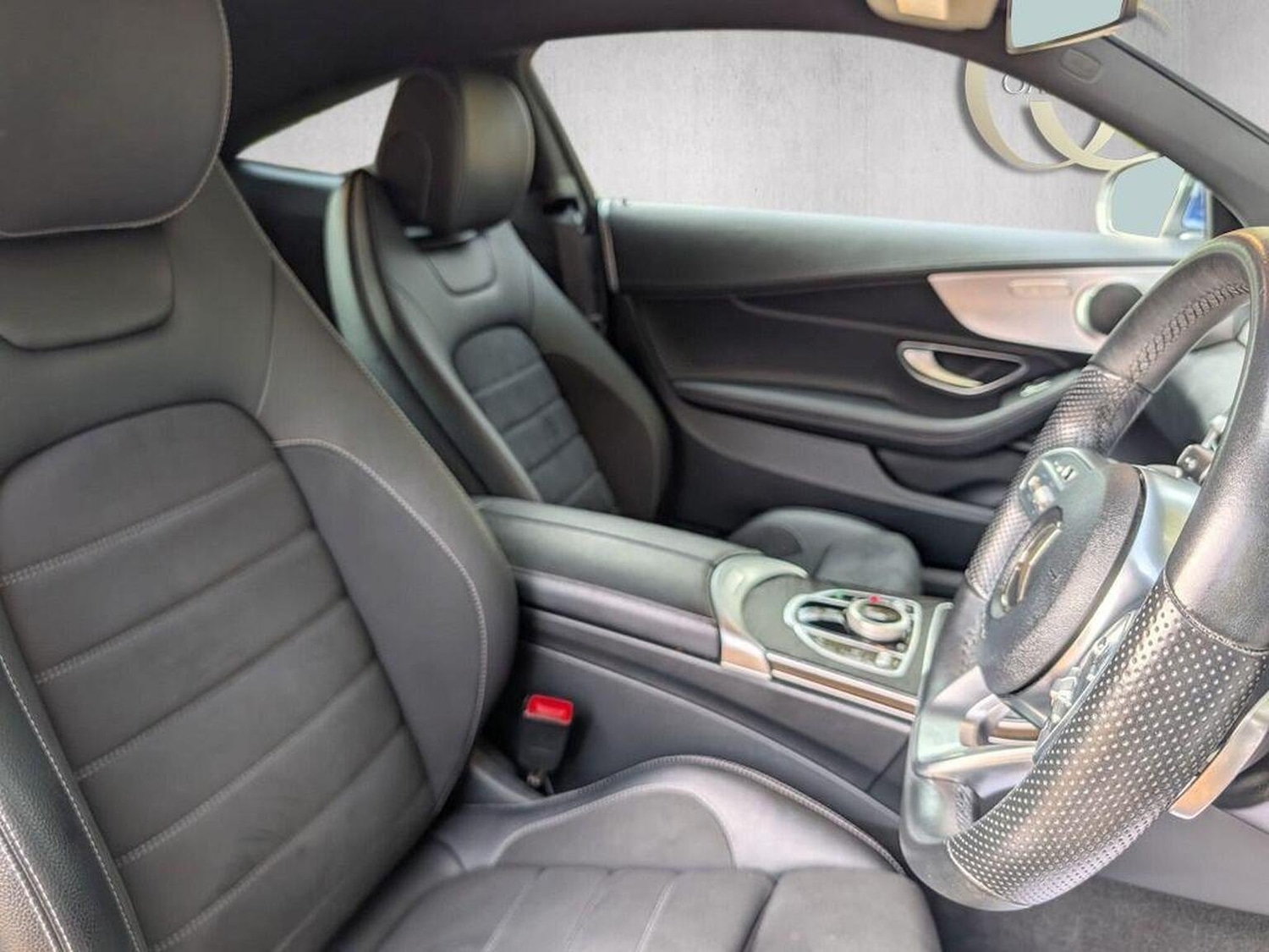 Used Mercedes-Benz C Class 2018 for sale - 76358229: Photo 14