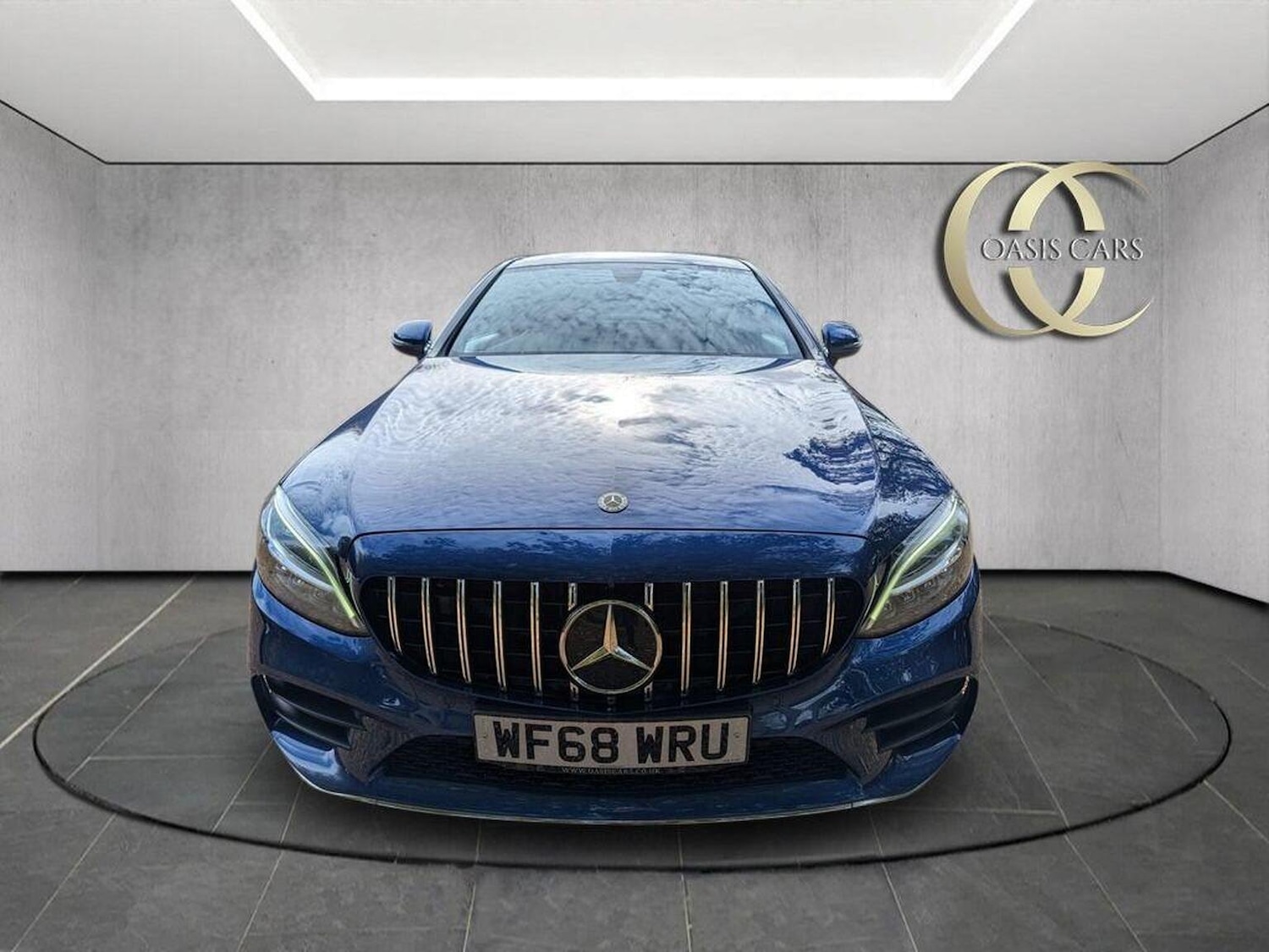 Used Mercedes-Benz C Class 2018 for sale - 76358229: Photo 2
