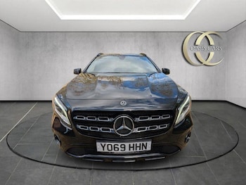 Used Mercedes-Benz GLA 2020 for sale - 77880964: Photo