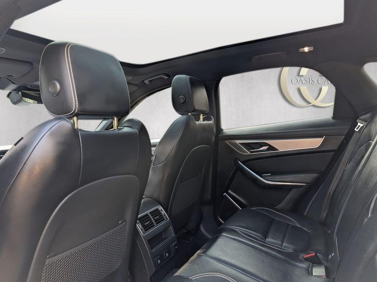 Used Jaguar F-Pace 2021 for sale - 77807129: Photo 4