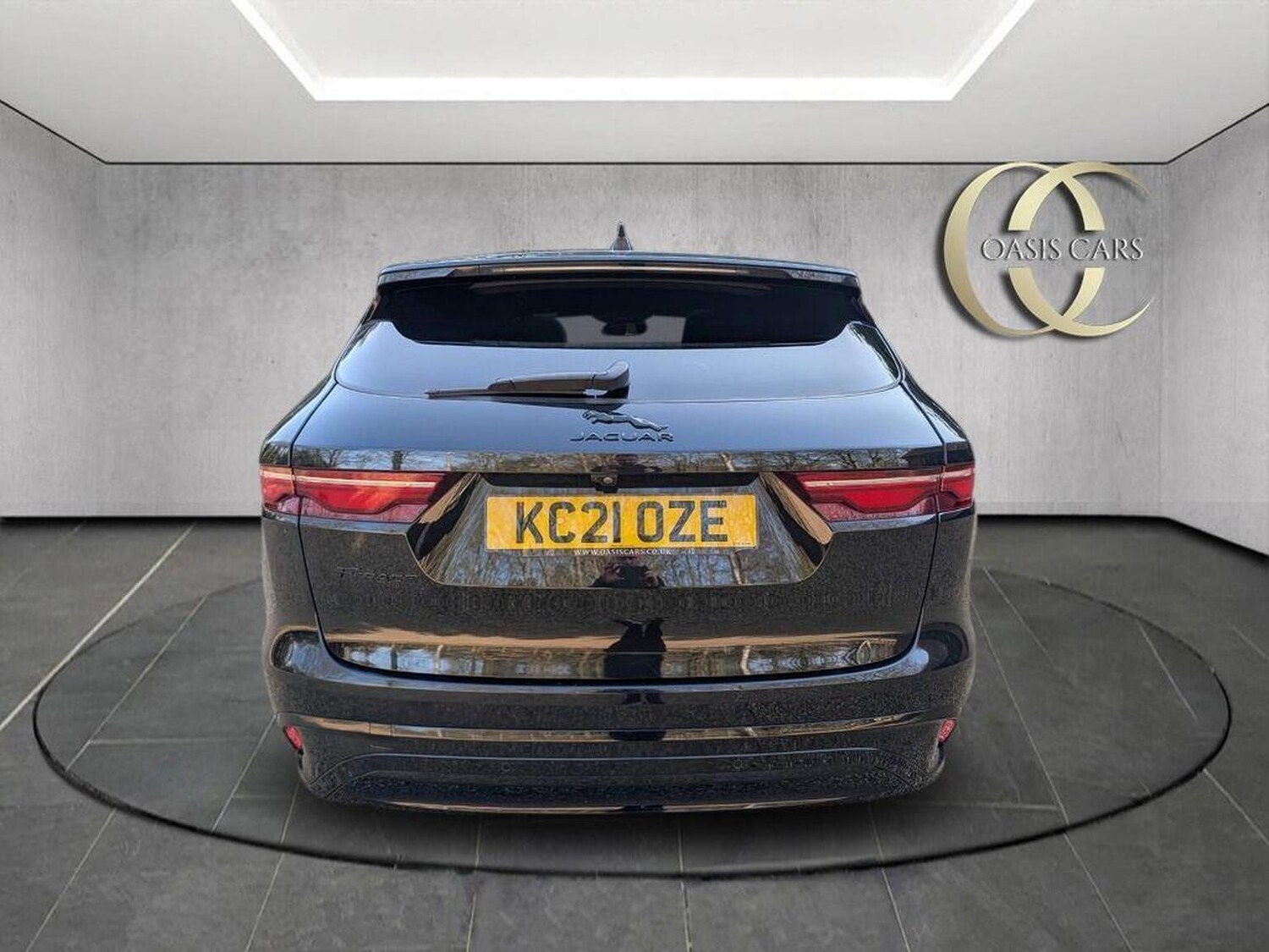 Used Jaguar F-Pace 2021 for sale - 77807129: Photo 6