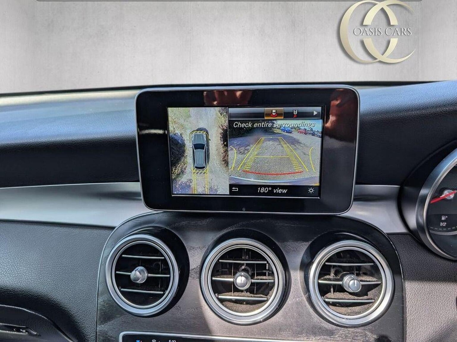 Used Mercedes-Benz GLC 2019 for sale - 76358162: Photo 13