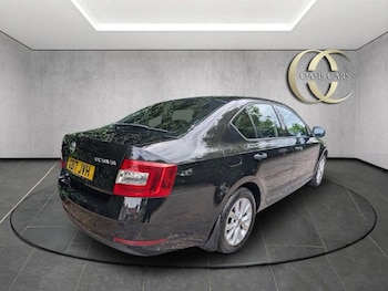 Used Skoda Octavia 2017 for sale - 75475412: Photo