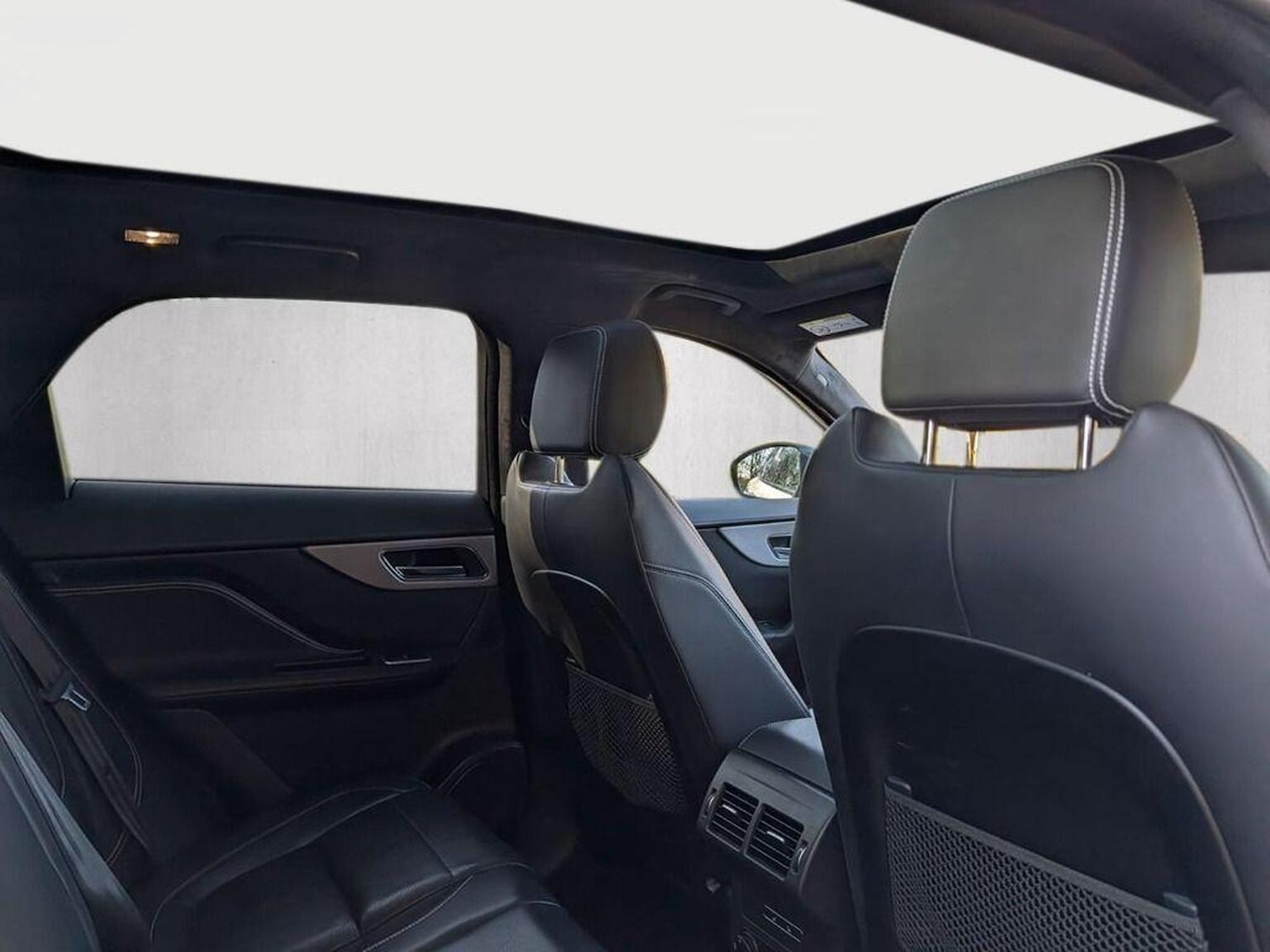 Used Jaguar F-Pace 2018 for sale - 78018408: Photo 6