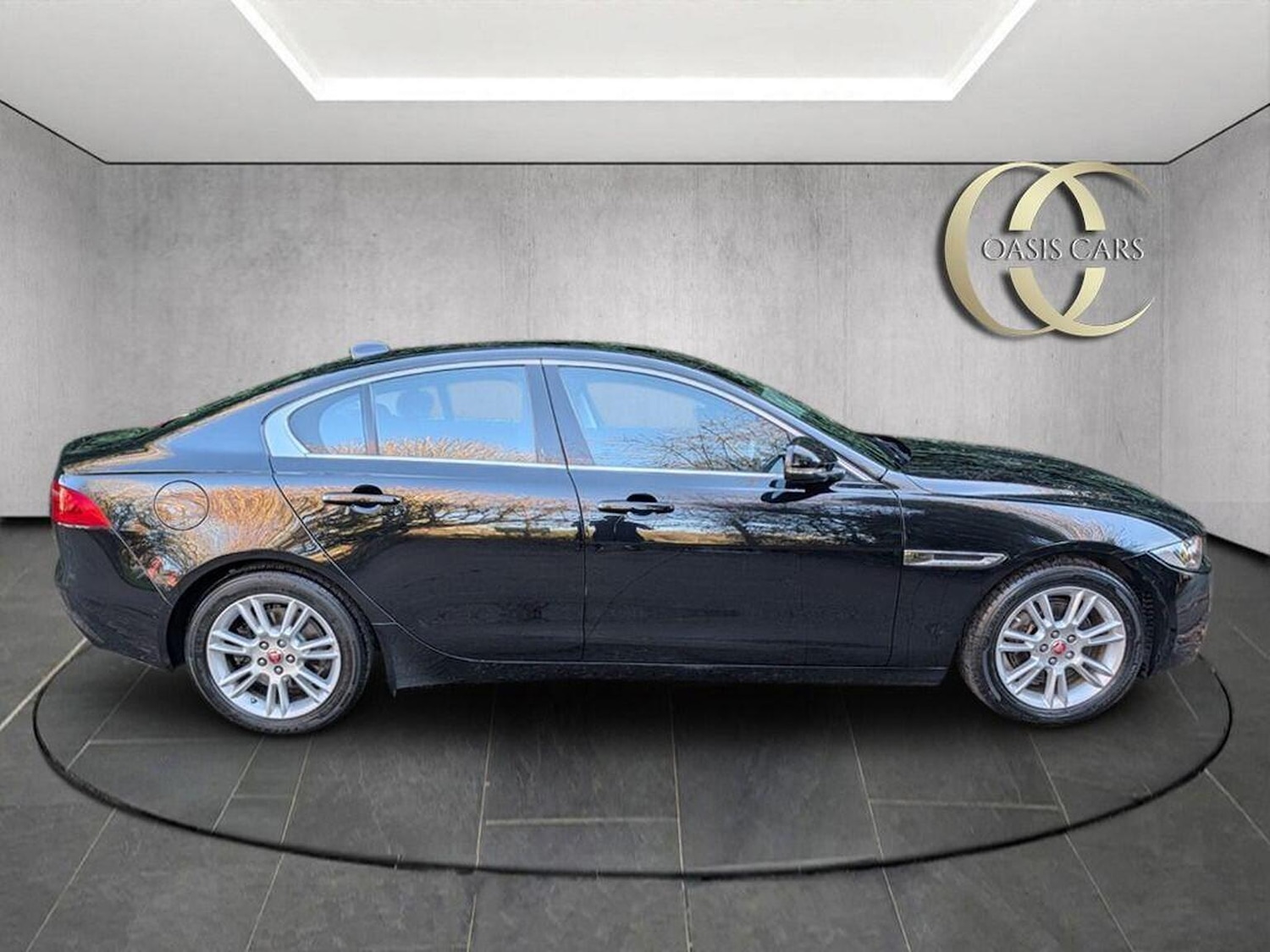 Used Jaguar XE 2018 for sale - 77735722: Photo 16