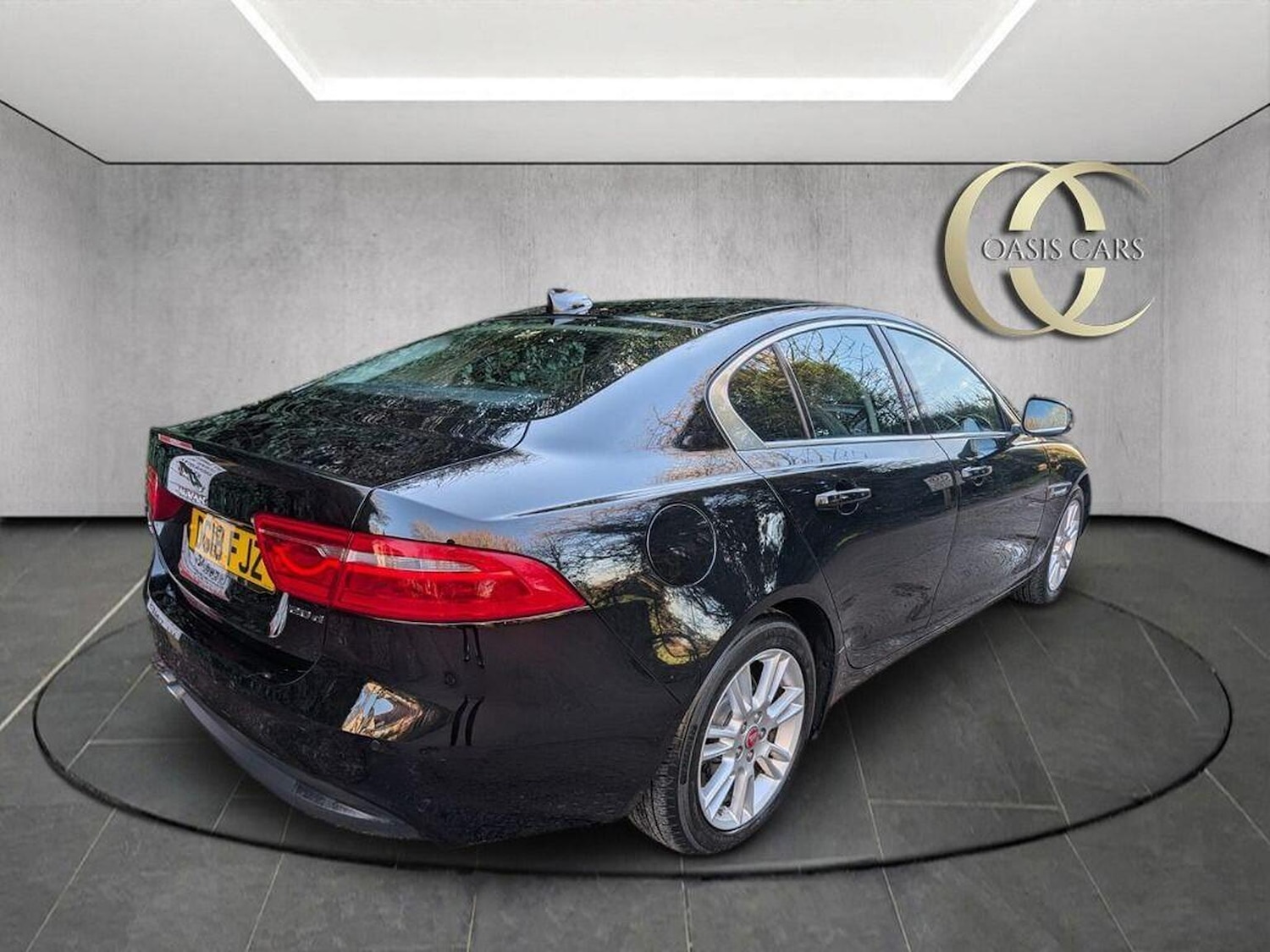 Used Jaguar XE 2018 for sale - 77735722: Photo 6