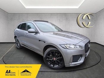 Used Jaguar F-Pace 2020 for sale - 76591586: Photo