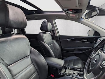 Used Kia Sorento 2016 for sale - 76313987: Photo 2