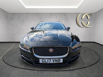 Used Jaguar XE 2017 for sale - 78316941: Photo
