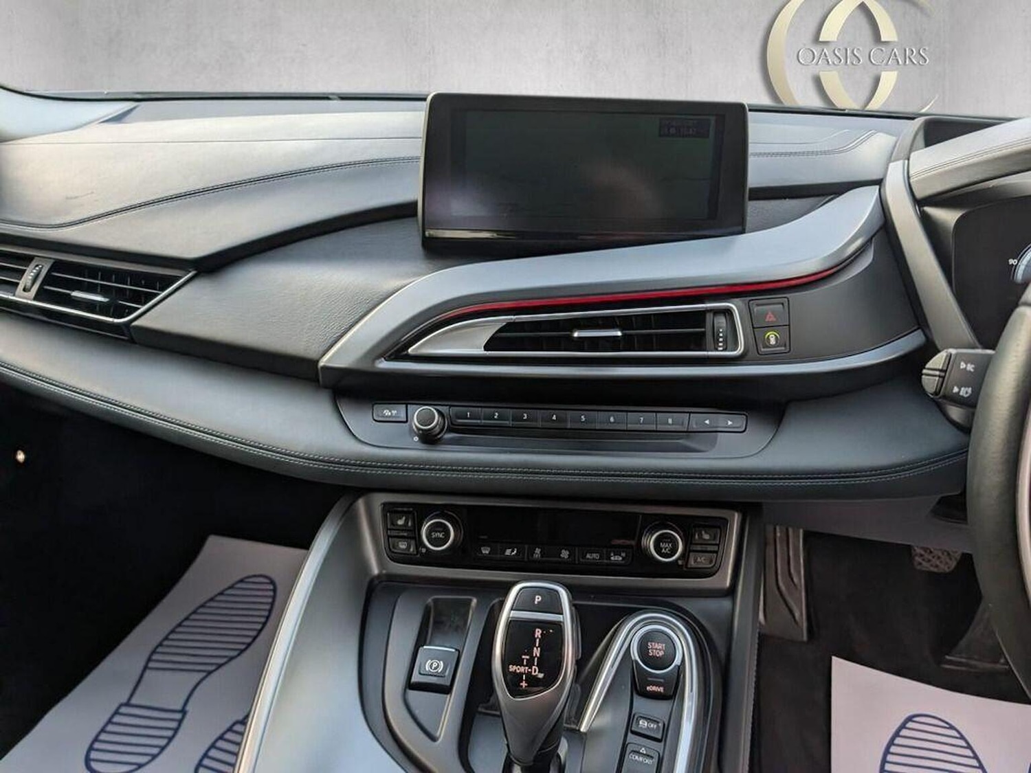 Used BMW i8 2015 for sale - 77836859: Photo 11