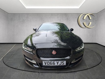 Used Jaguar XE 2016 for sale - 78373366: Photo