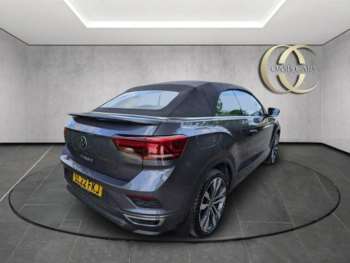 Used Volkswagen T-Roc 2022 for sale - 74766168: Photo