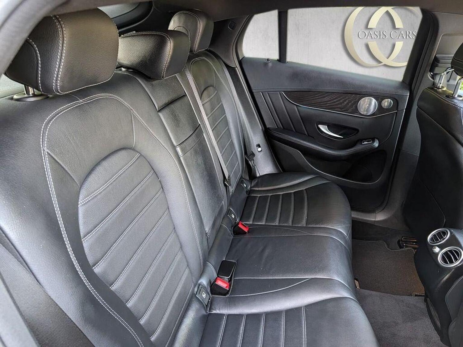Used Mercedes-Benz GLC 2018 for sale - 76082701: Photo 13