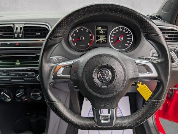 Used Volkswagen Polo 2012 for sale - 76268480: Photo 9