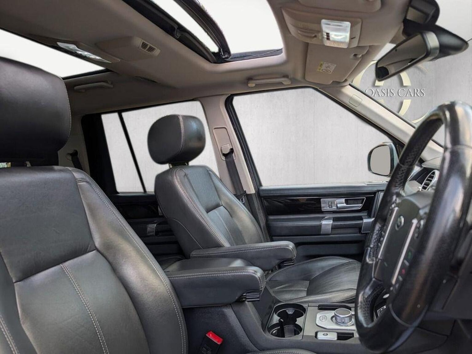 Used Land Rover Discovery 2014 for sale - 78213656: Photo 2