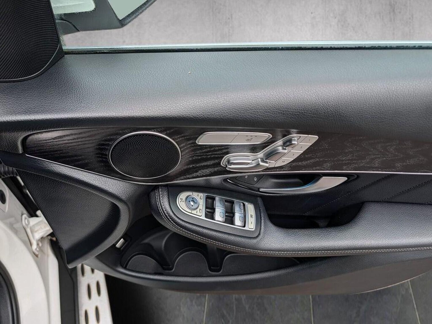 Used Mercedes-Benz GLC 2018 for sale - 77465149: Photo 15