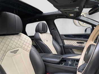 Used Bentley Bentayga 2020 for sale - 78534809: Photo