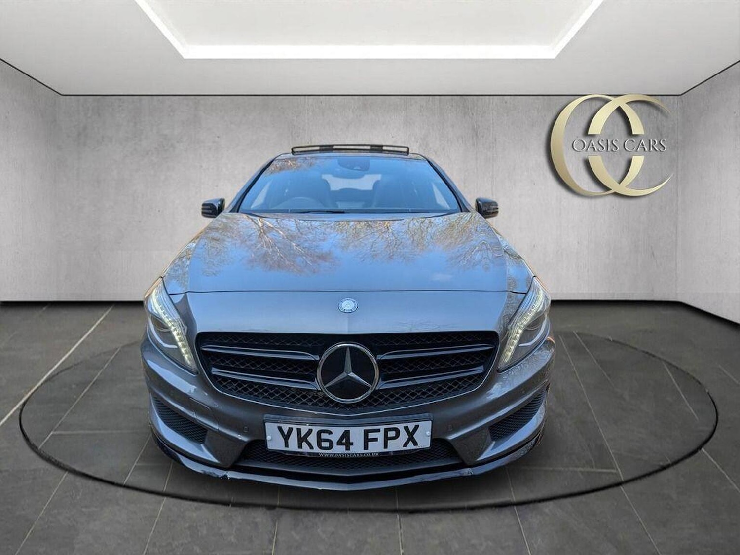 Used Mercedes-Benz A-Class 2014 for sale - 77792840: Photo 2